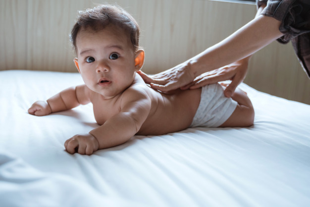 Manfaat Baby Oil Yang Bisa Menyelamatkan Wajah Anda